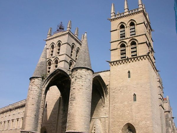 visiter la cathedrale saint pierre montpellier